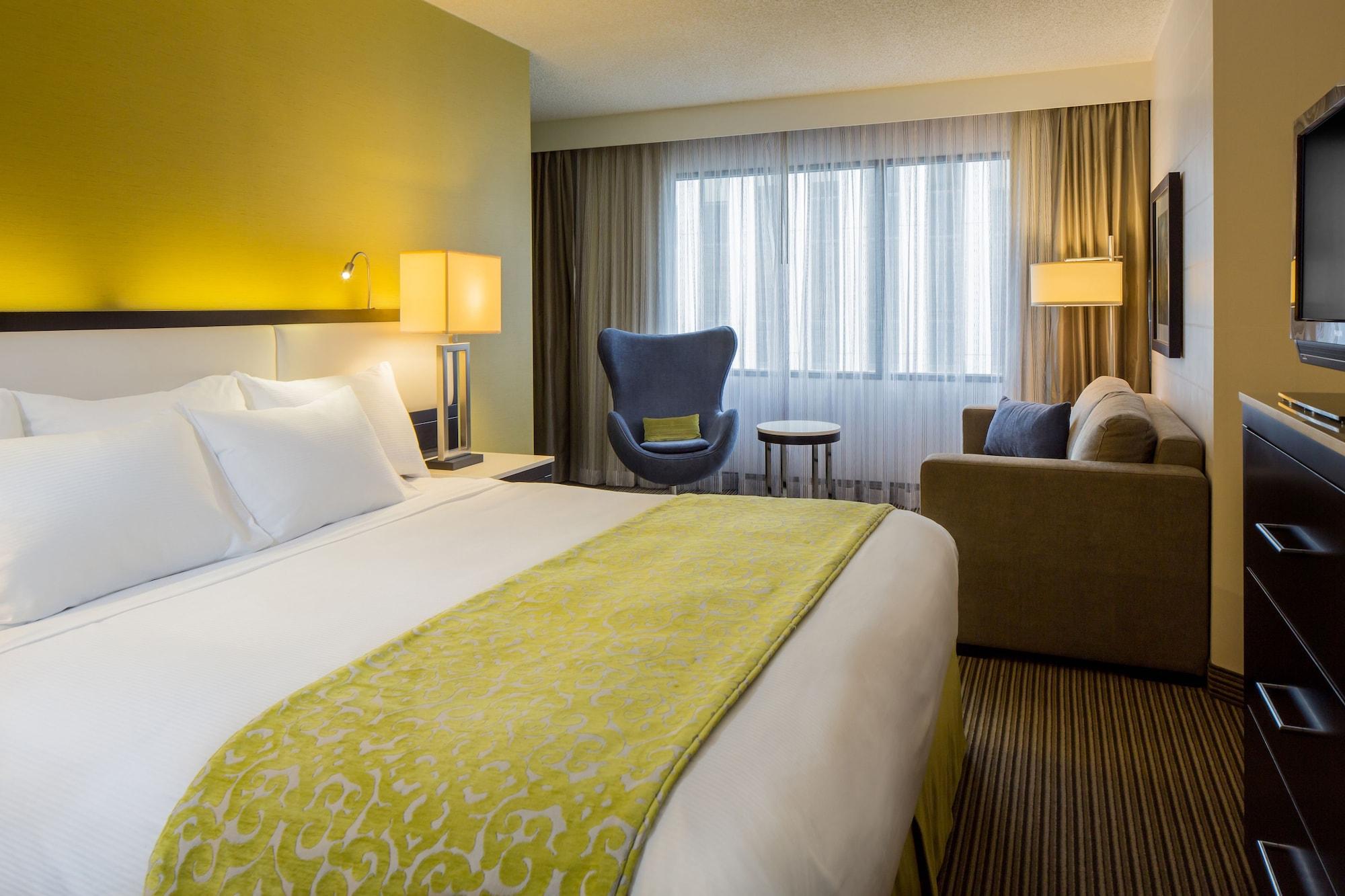 The Hollis Halifax - A Doubletree Suites By Hilton Eksteriør billede
