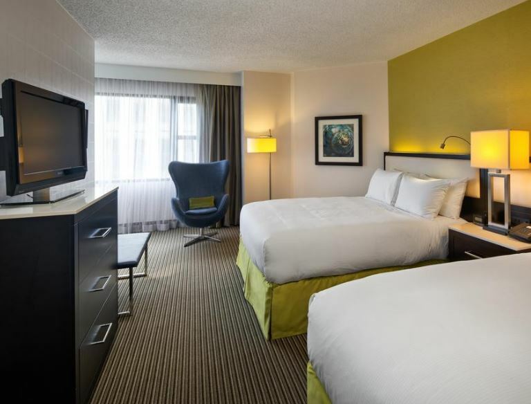 The Hollis Halifax - A Doubletree Suites By Hilton Eksteriør billede